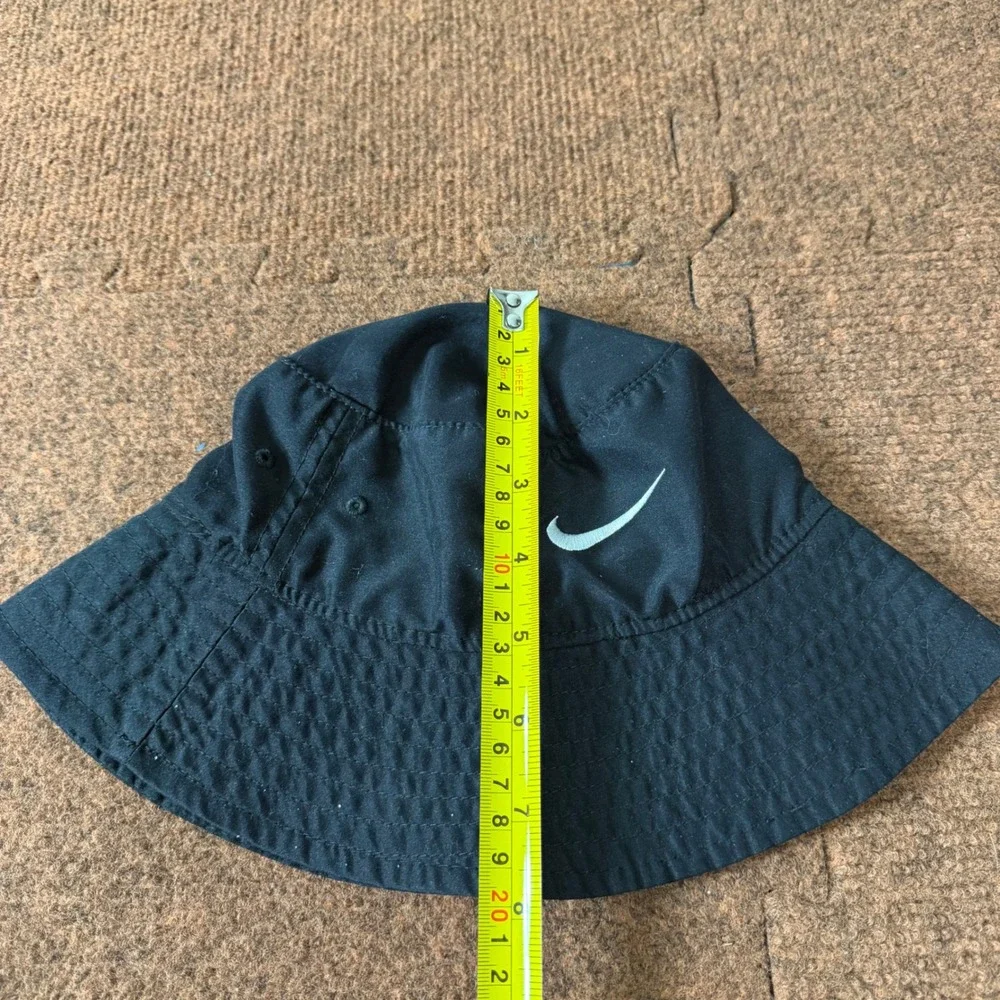 Nike Kids Black Bucket Hat UPF 40+‎ Sun Protection Swoosh Logo 2682-023 Child B+